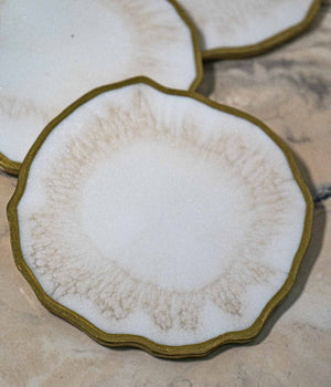 Portavasos Kenya Gold en resina, hechos a mano por Dammar