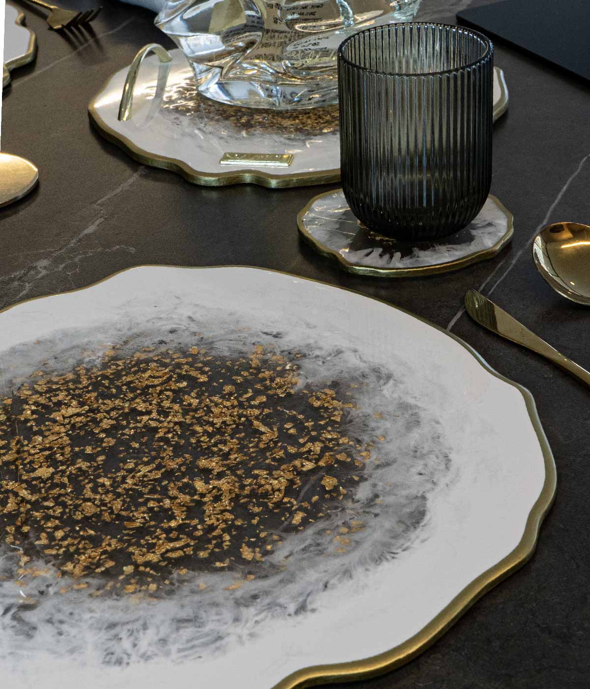 Individuales Habanna White Gold en resina, hechos a mano por Dammar