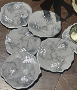 Portavasos Greta White Silver en resina, hechos a mano por Dammar
