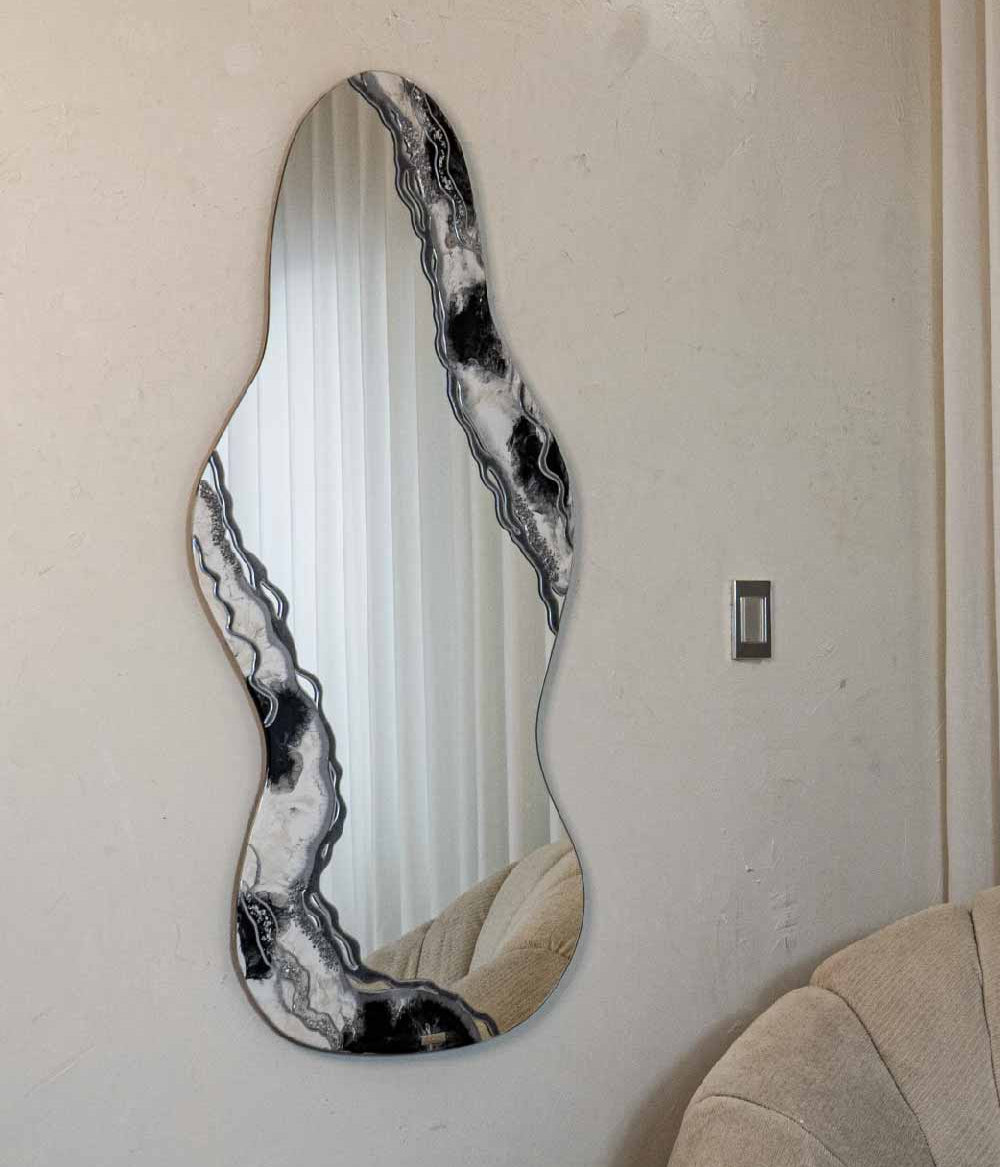 Espejo Venus Big Sirius Silver, hecho a mano por Dammar