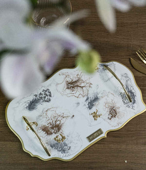 Bandeja Marsella Greta White Gold and Silver en resina, hecha a mano por Dammar