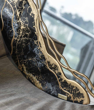 Espejo redondo Greta Black Gold and Silver, hecho a mano por Dammar