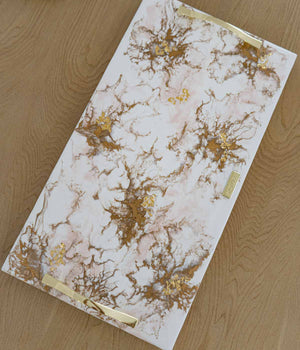 Bandeja Río Greta White Rosa Gold en resina, hecha a mano por Dammar
