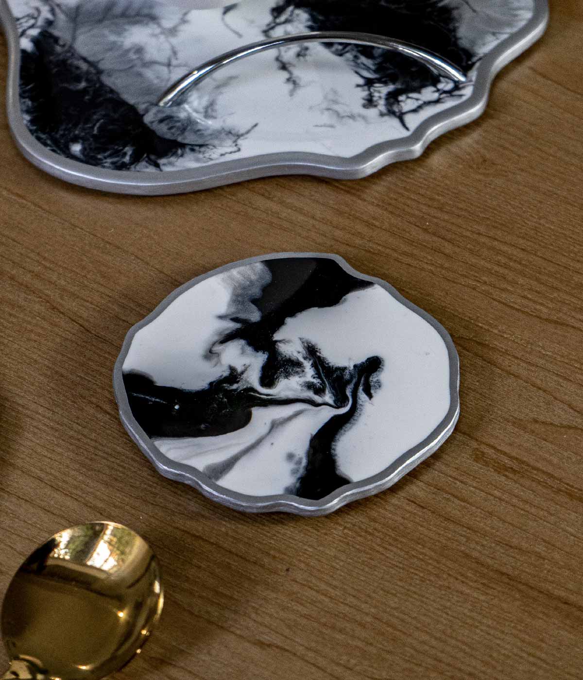 Portavasos Sirius Silver en resina, hechos a mano por Dammar