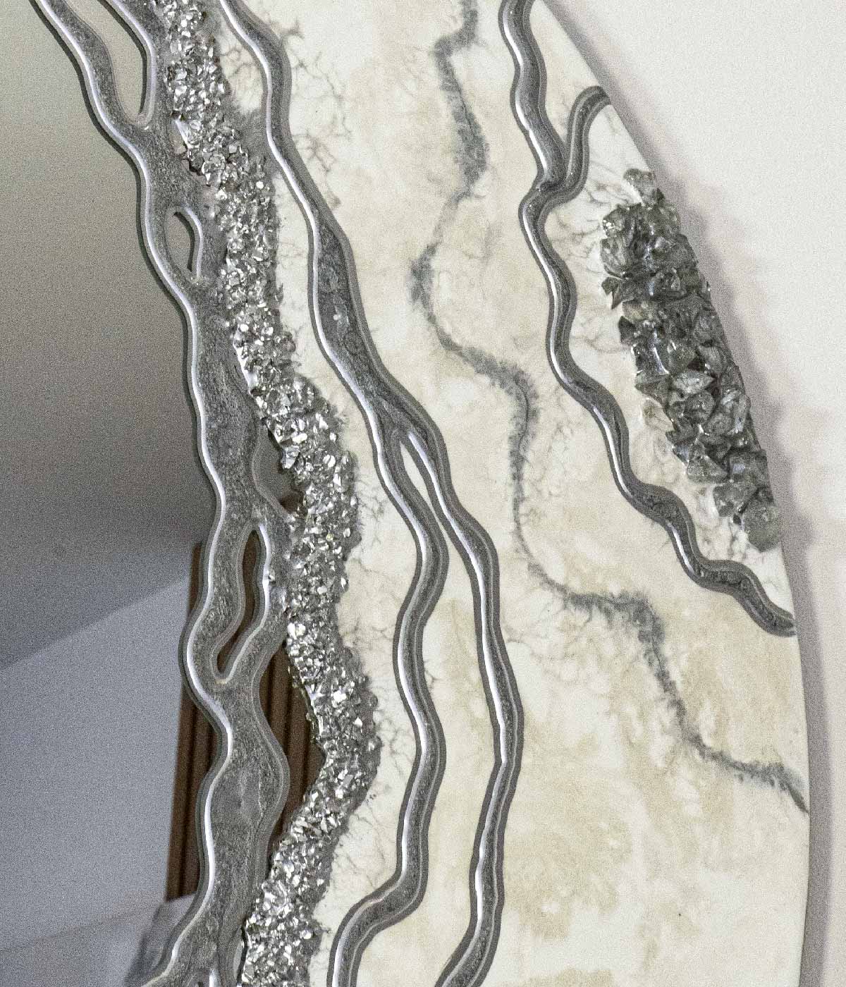 Espejo redondo Greta White Silver piedras, hecho a mano por Dammar