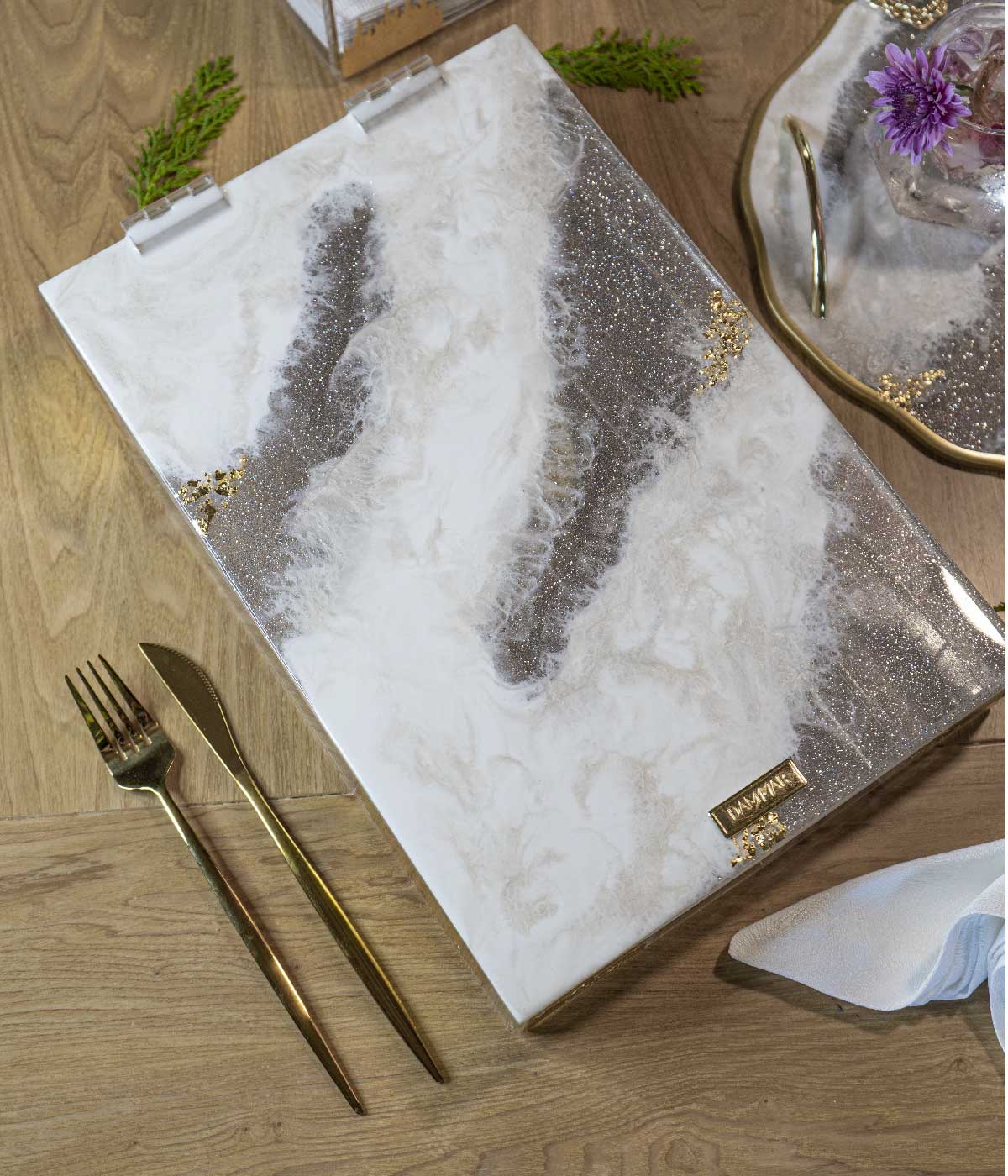 cubiertero en resina