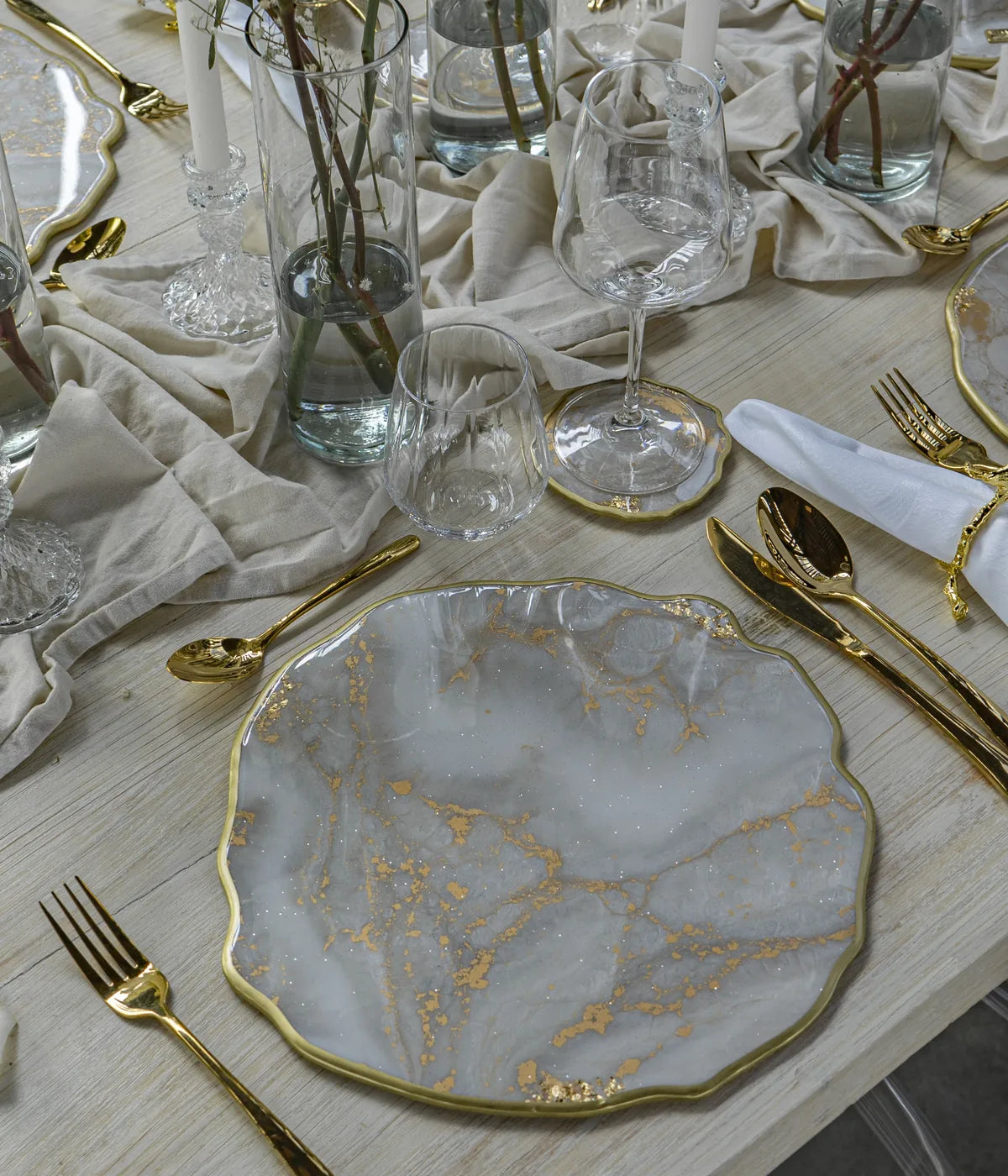 Individuales Frosten Gold en resina, hechos a mano por Dammar