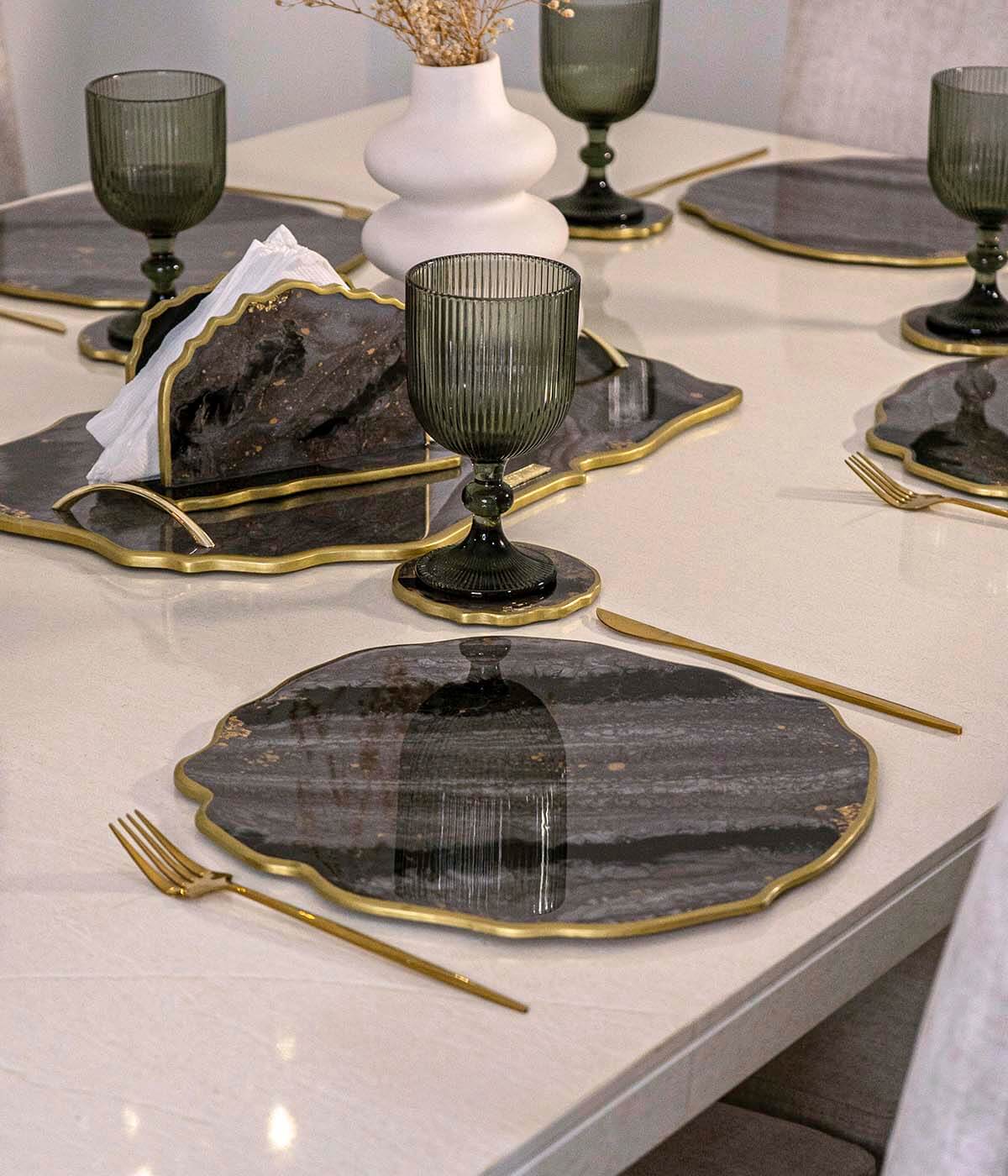 Individuales Plomo Gold en resina, hechos a mano por Dammar