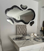 Espejo Melted Black and Silver, hecho a mano por Dammar