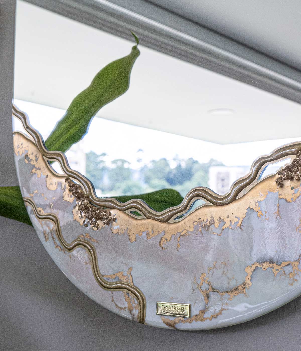 Espejo ovalado pink and white