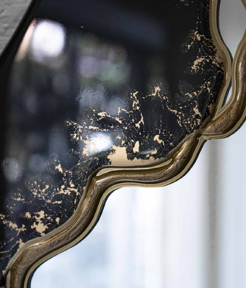 
                  
                    Espejo Afrodita Black Gold
                  
                