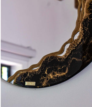 Espejo redondo Greta Black Gold, hecho a mano por Dammar