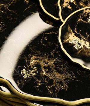 Individuales Greta Black Gold en resina, hechos a mano por Dammar