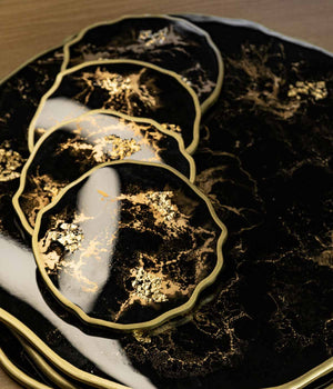 Individuales Greta Black Gold en resina, hechos a mano por Dammar