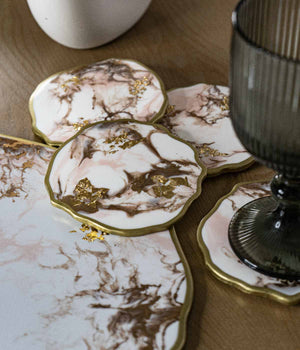 Portavasos Greta White Rosa Gold en resina, hechos a mano por Dammar