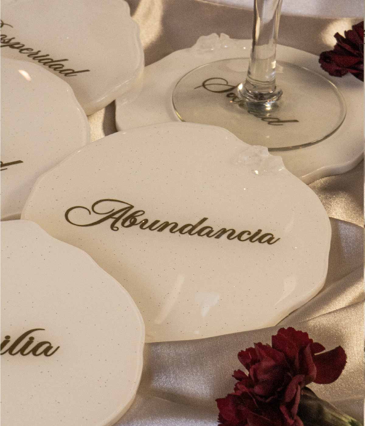 
                  
                    Portavasos Maison Royale
                  
                