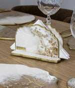 Servilletero Victoria White Blossom Gold en resina, hecho a mano por Dammar