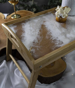 Mesa de cama Noël en resina, hecha a mano por Dammar