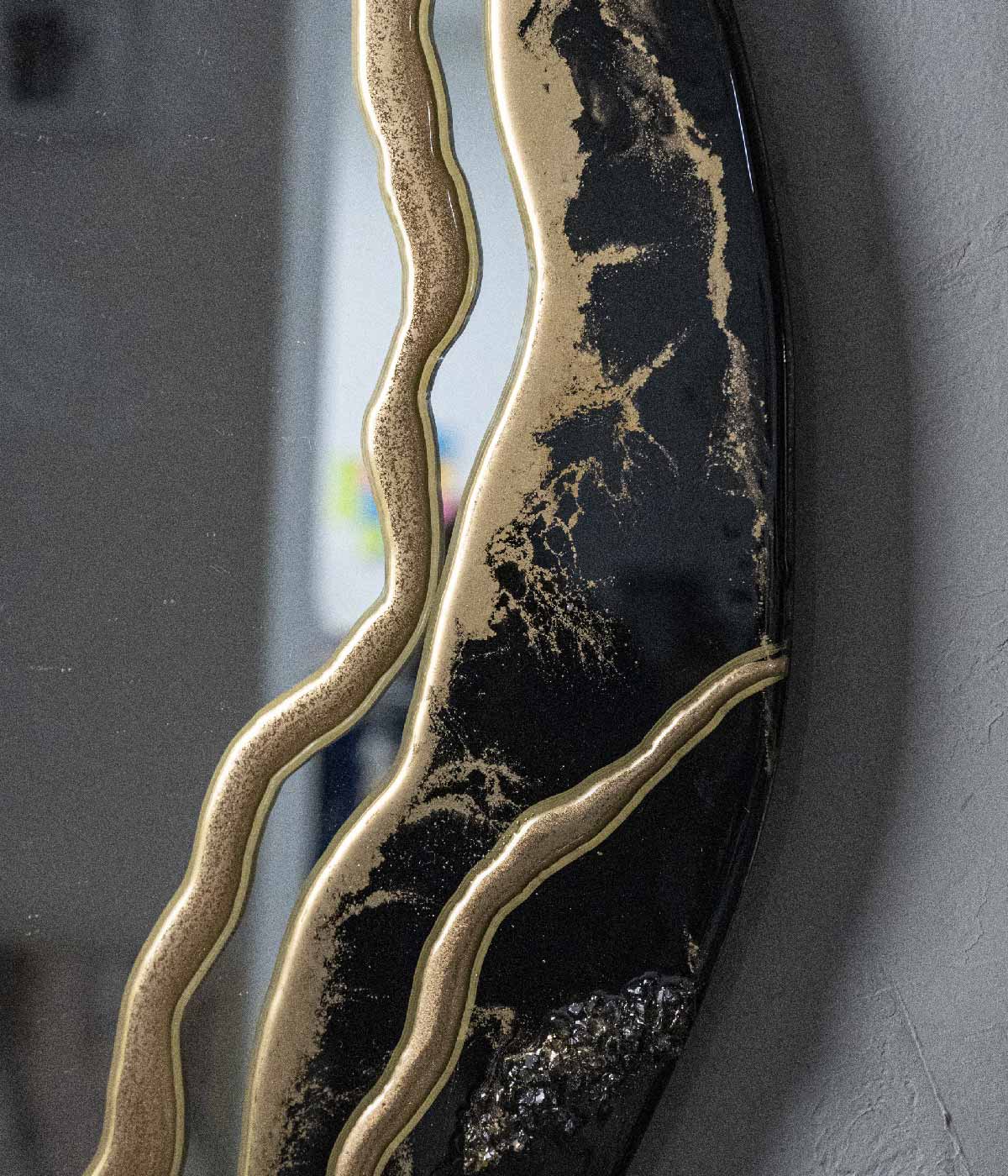 Espejo Venus Big Black Gold, hecho a mano por Dammar