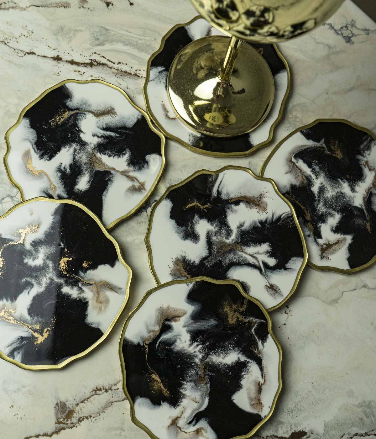 Portavasos Sirius Gold en resina, hechos a mano por Dammar