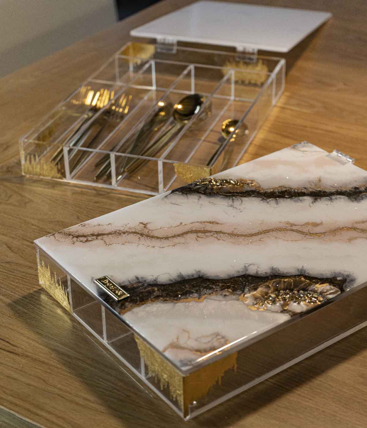 Cubiertero en resina