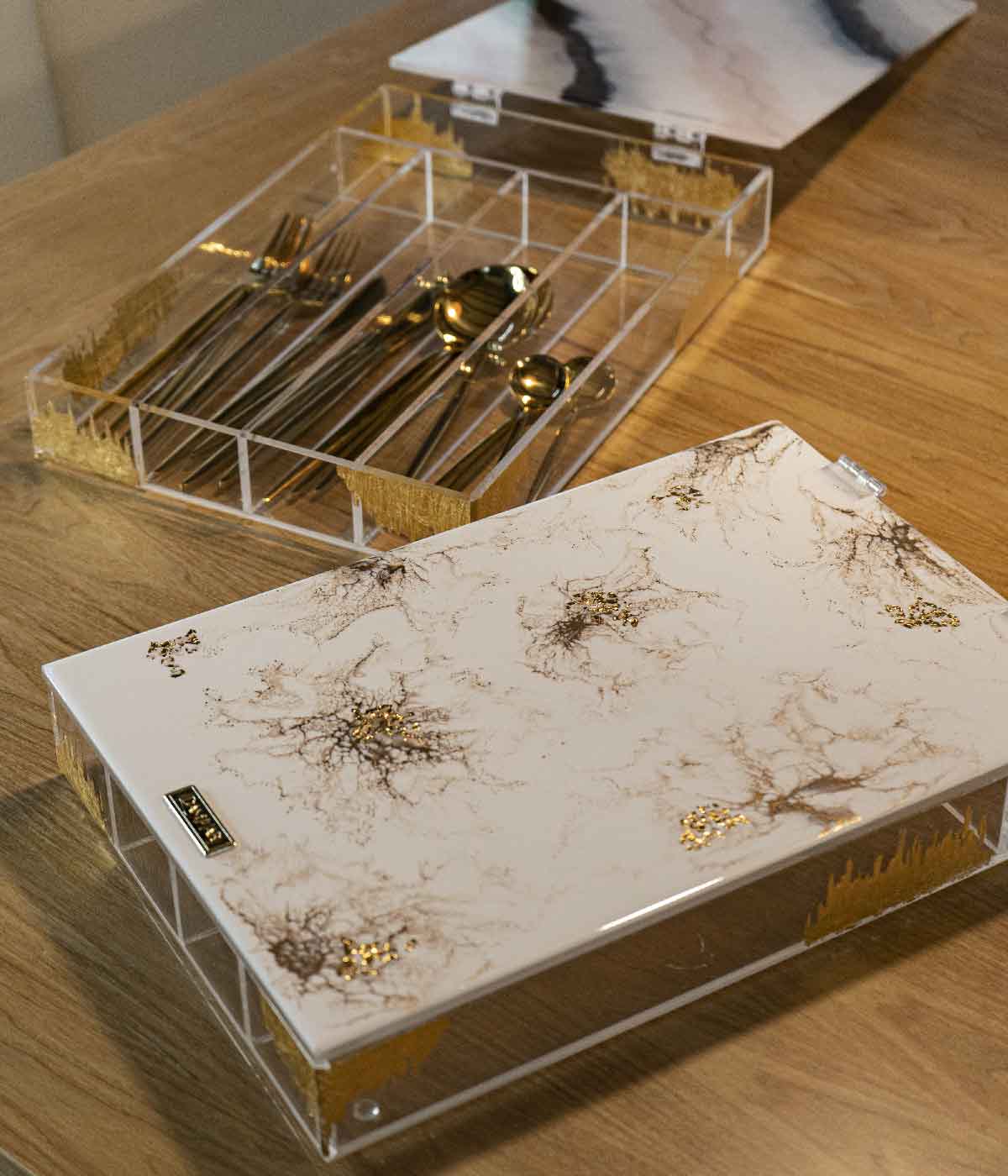 Cubiertero en resina